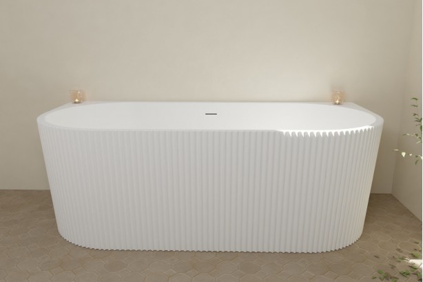 HARÈS white wall-mounted bathtub - top view