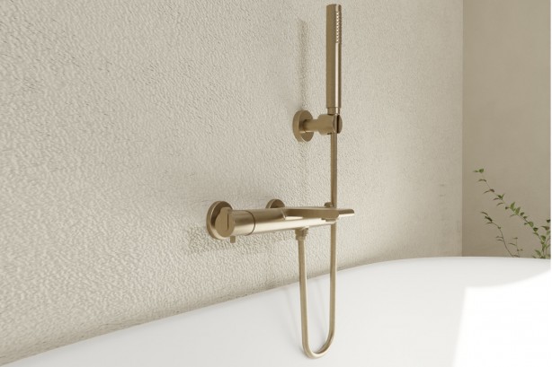 Hanaé bath/shower mixer in brushed gold - top view