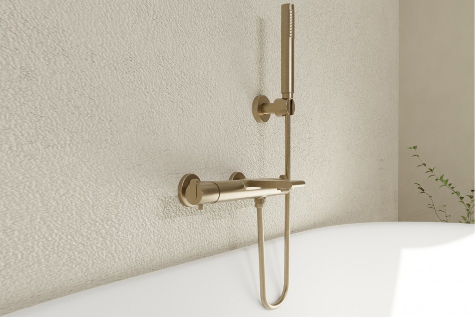 Hanaé bath/shower mixer in brushed gold -front view