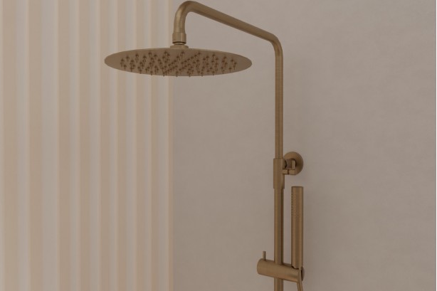 Hanaé shower column in brushed gold - front view