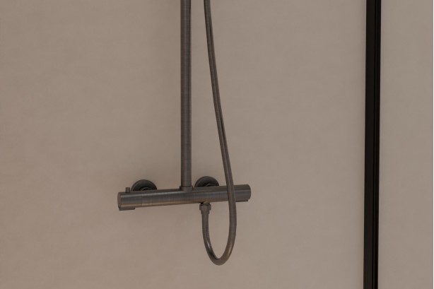 Figaro shower column in PVD carbon - top view